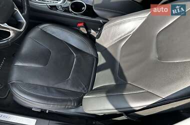 Седан Ford Fusion 2012 в 