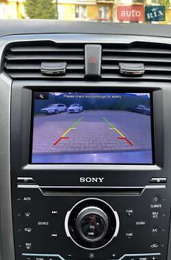 Седан Ford Fusion 2012 в 