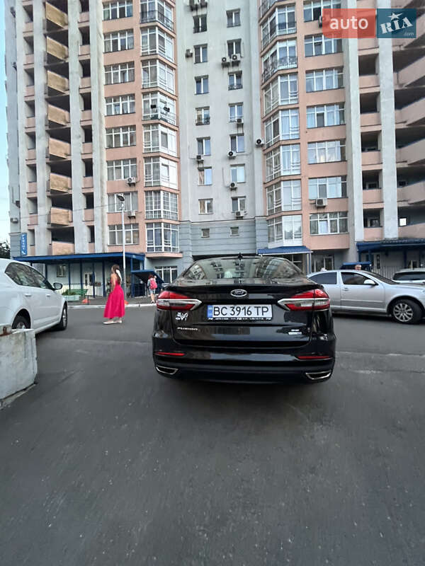 Седан Ford Fusion 2019 в Києві