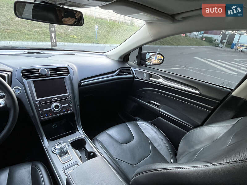 Седан Ford Fusion 2018 в Вінниці