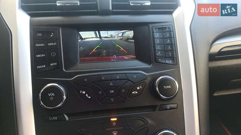Седан Ford Fusion 2016 в Одесі