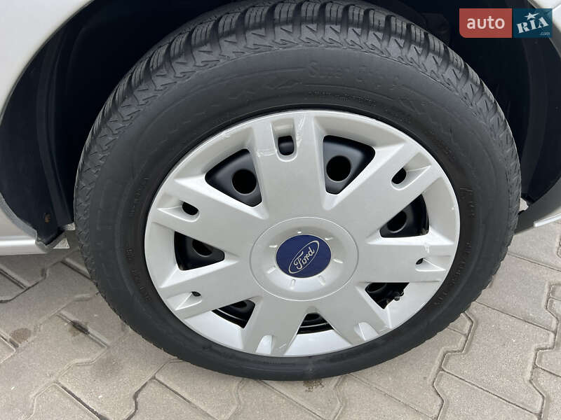 Хетчбек Ford Fusion 2007 в Луцьку