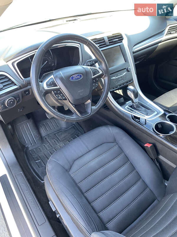 Седан Ford Fusion 2013 в Киеве