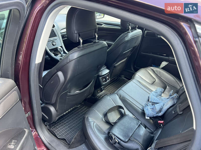 Седан Ford Fusion 2013 в Вінниці