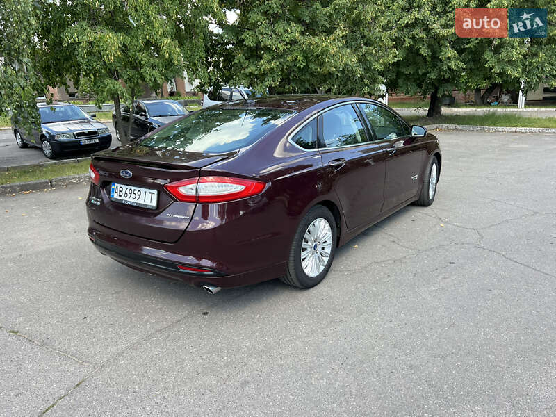 Седан Ford Fusion 2013 в Вінниці