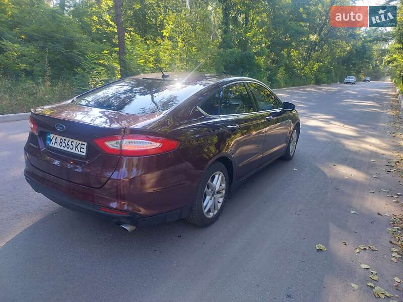 Седан Ford Fusion 2012 в Києві