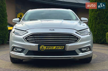 Седан Ford Fusion 2018 в 