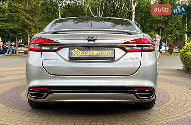 Седан Ford Fusion 2018 в 