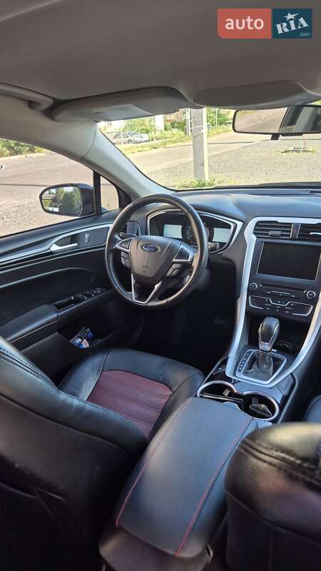 Седан Ford Fusion 2015 в Хмельницькому