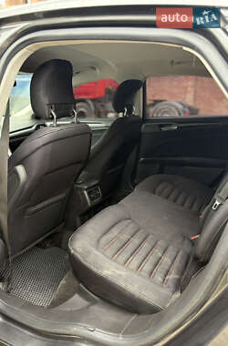 Седан Ford Fusion 2014 в 