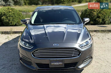 Седан Ford Fusion 2014 в 