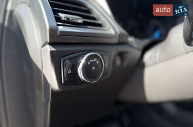 Седан Ford Fusion 2014 в 