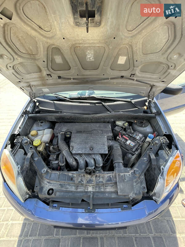 Хетчбек Ford Fusion 2006 в Херсоні