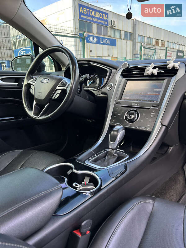 Седан Ford Fusion 2014 в Сумах