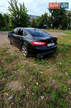 Седан Ford Fusion 2013 в 