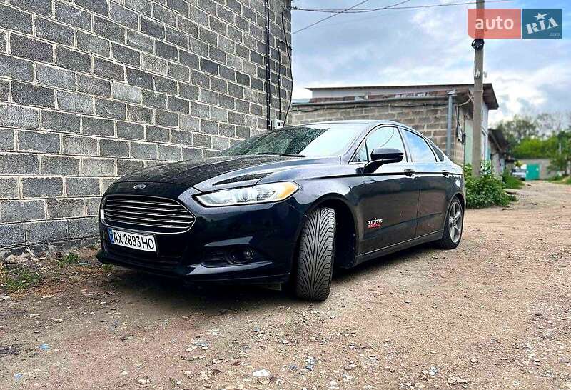 Седан Ford Fusion 2013 в Харкові