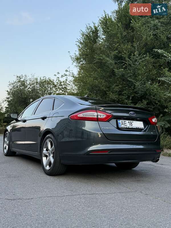 Седан Ford Fusion 2015 в Дніпрі