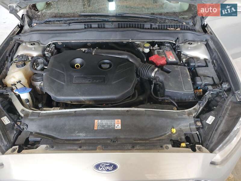 Седан Ford Fusion 2015 в Сумах