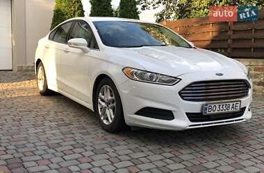 Седан Ford Fusion 2015 в Тернополі