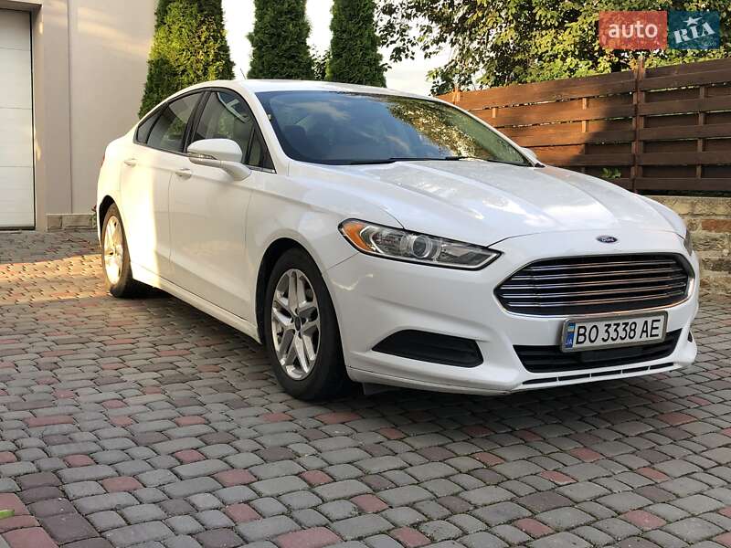 Седан Ford Fusion 2015 в Тернополе