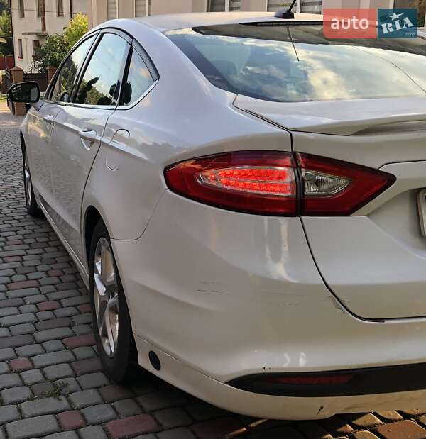 Седан Ford Fusion 2015 в Тернополе