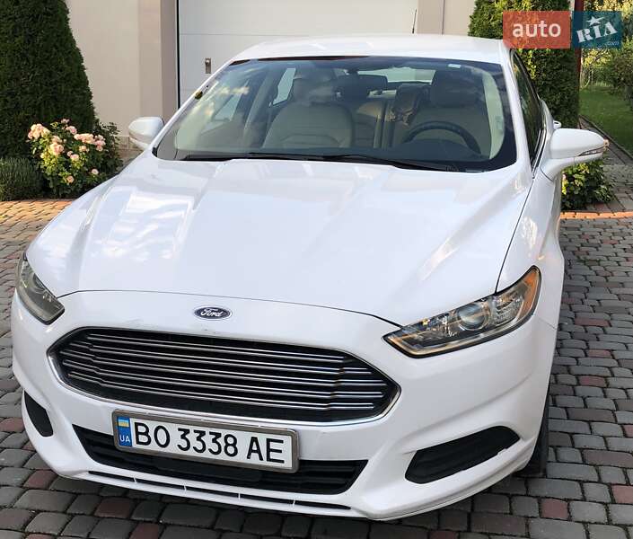 Седан Ford Fusion 2015 в Тернополе