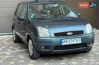 Хетчбек Ford Fusion 2004 в 