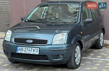 Хетчбек Ford Fusion 2004 в 