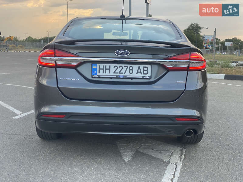 Седан Ford Fusion 2017 в Одесі