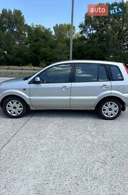 Хэтчбек Ford Fusion 2011 в Каневе