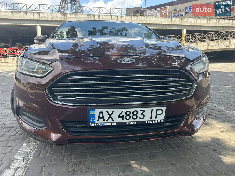 Ford Fusion 2016