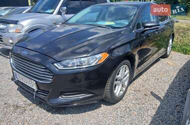 Седан Ford Fusion 2014 в 