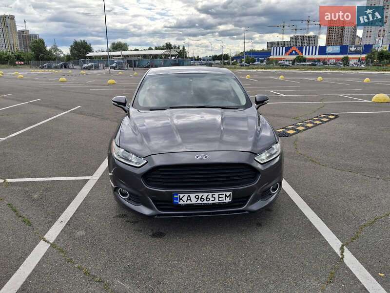 Седан Ford Fusion 2014 в Києві