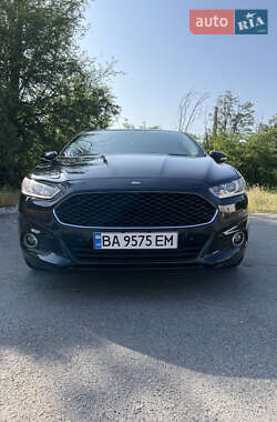 Седан Ford Fusion 2014 в 