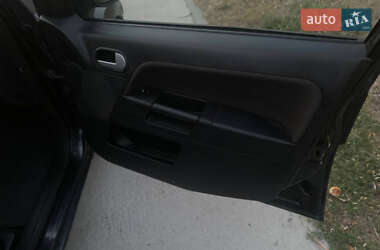 Хетчбек Ford Fusion 2008 в 