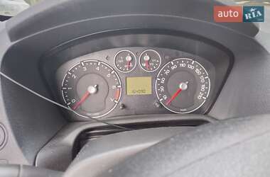 Хэтчбек Ford Fusion 2010 в 