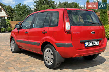 Хетчбек Ford Fusion 2010 в 