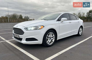 Седан Ford Fusion 2014 в Виннице