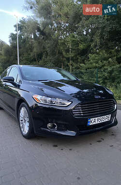 Седан Ford Fusion 2013 в Києві