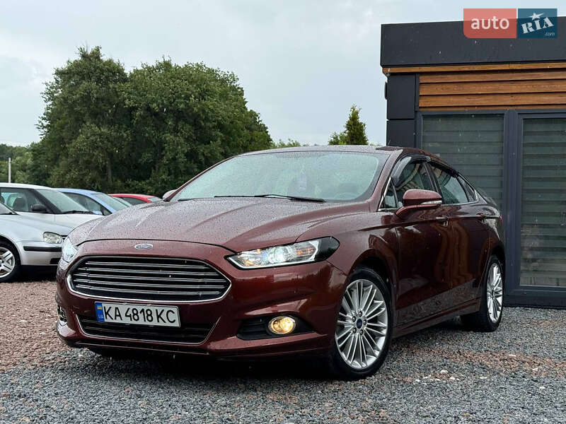 Седан Ford Fusion 2015 в Дрогобичі