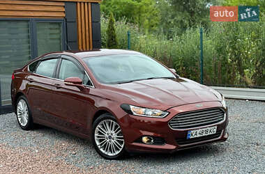 Седан Ford Fusion 2015 в 