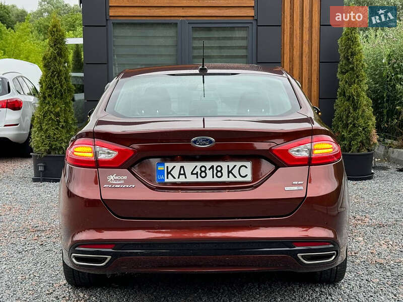 Седан Ford Fusion 2015 в Дрогобичі
