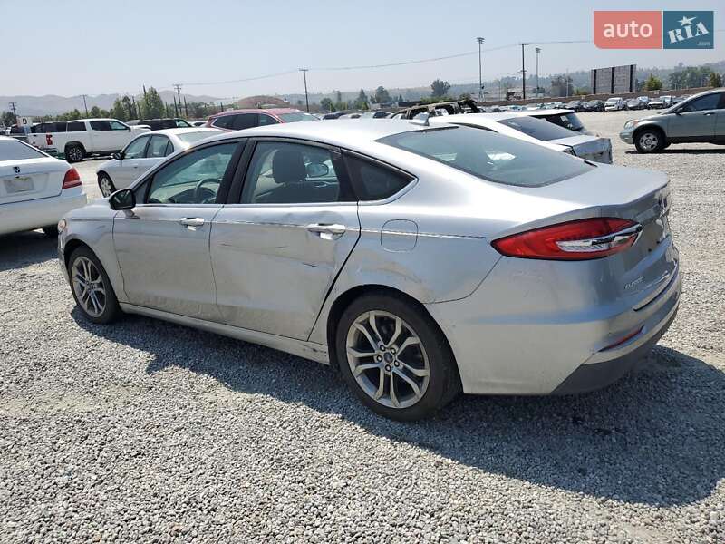 Седан Ford Fusion 2020 в Львові