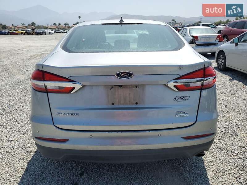 Седан Ford Fusion 2020 в Львові