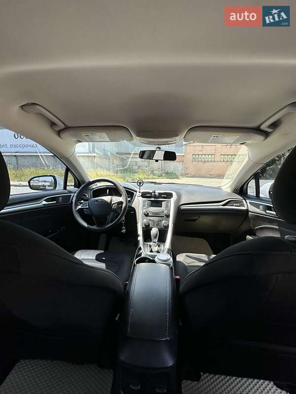 Седан Ford Fusion 2015 в Киеве