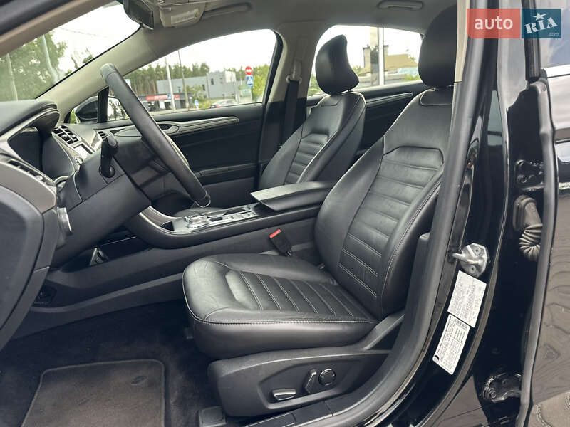 Седан Ford Fusion 2017 в Києві