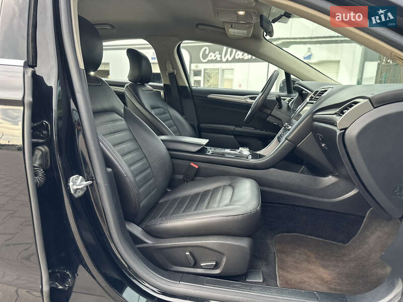 Седан Ford Fusion 2017 в Києві