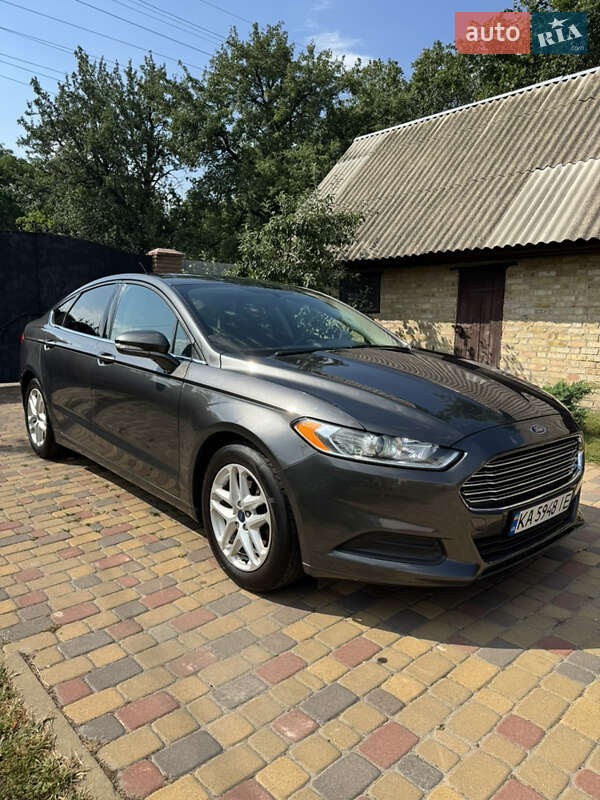 Седан Ford Fusion 2016 в Києві