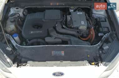 Седан Ford Fusion 2018 в 