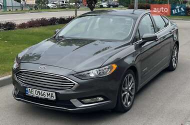 Седан Ford Fusion 2017 в 